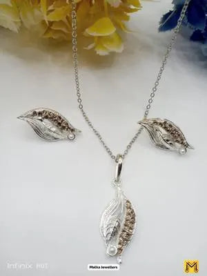 Flower Design Gold Plated Artificial Stone Set – New Arrival Lockit Jewelry with Tops